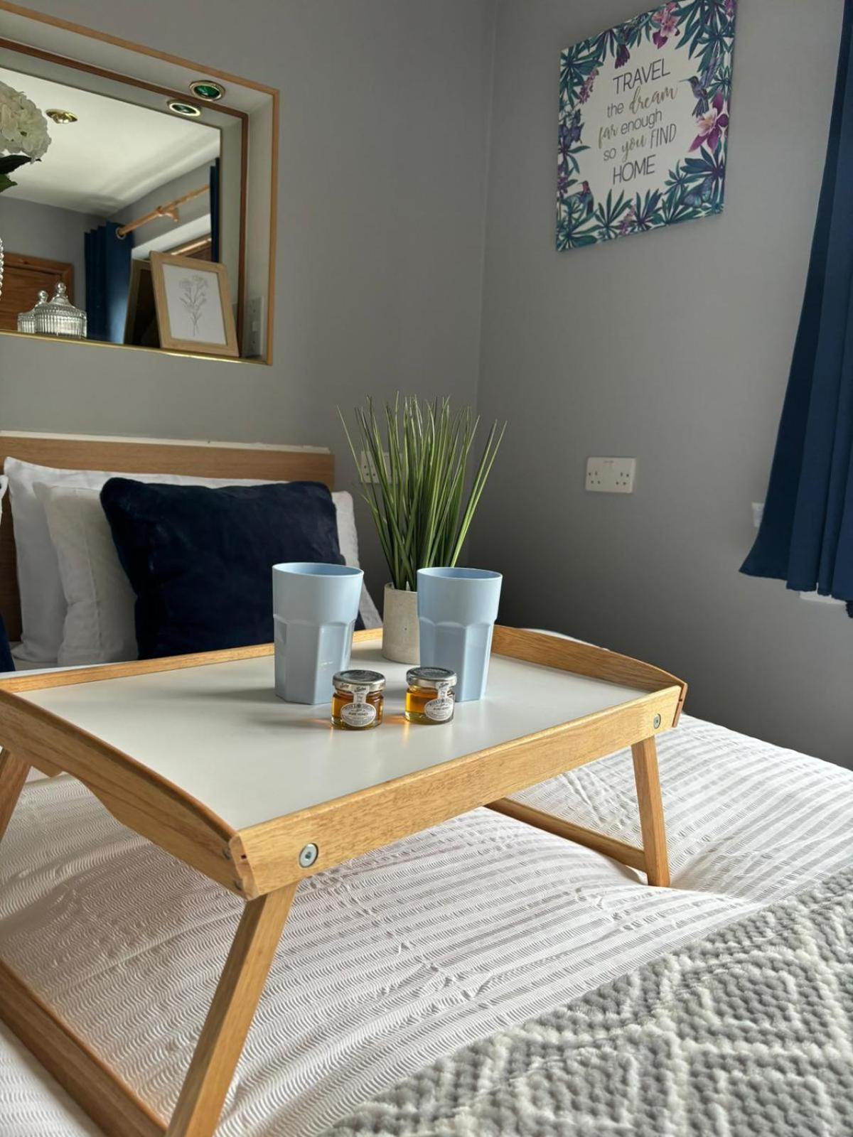 Amazing En-Suite Apartment In Finchley Central Лондон Экстерьер фото